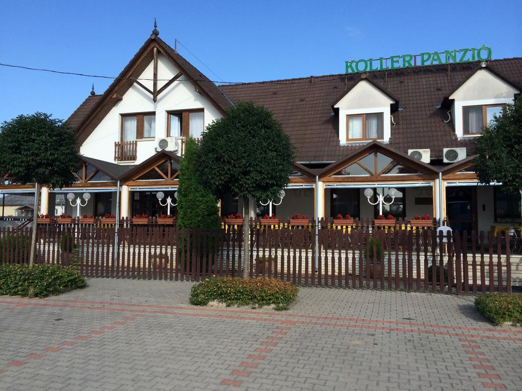 Hotel Koller Panzió Bonyhád Zimmer foto