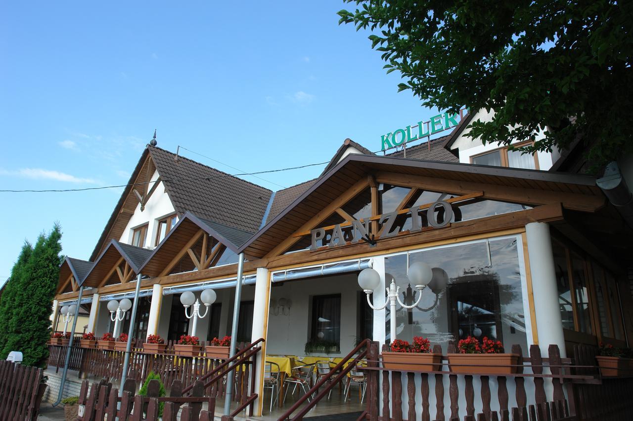 Hotel Koller Panzió Bonyhád Exterior foto